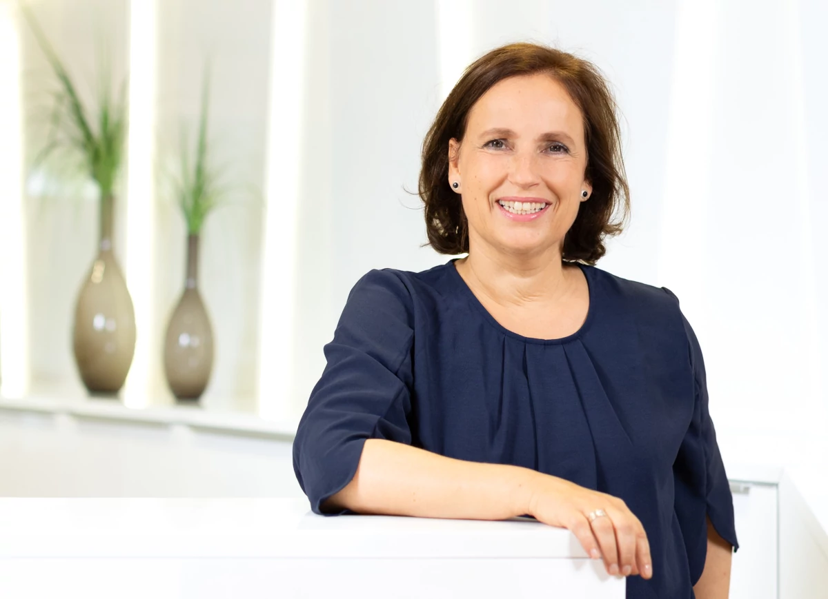Dr. med. Anke Sarut Lopez